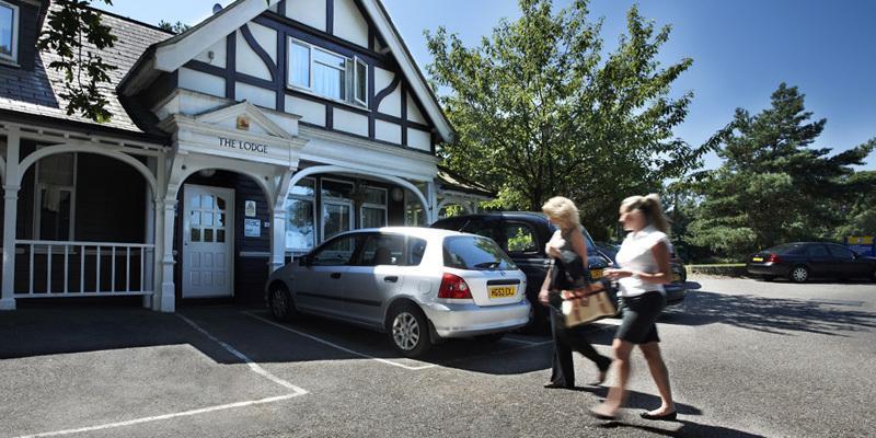 The Lodge At Meyrick Park Bournemouth Exteriör bild